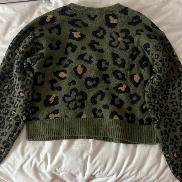 Vans green cheetah print sweater - Picture 5 of 6